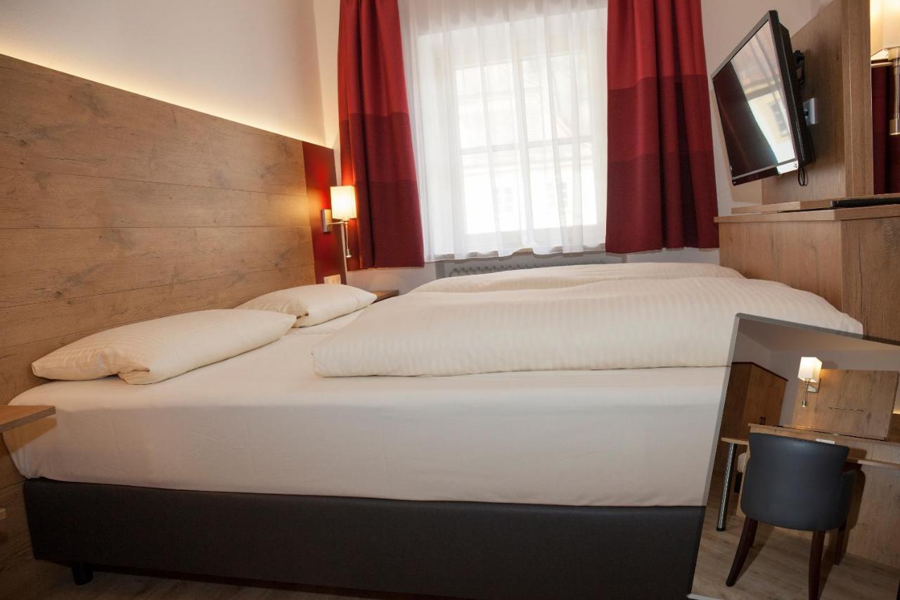 Pension Alter Wirt Enkering Exterior foto